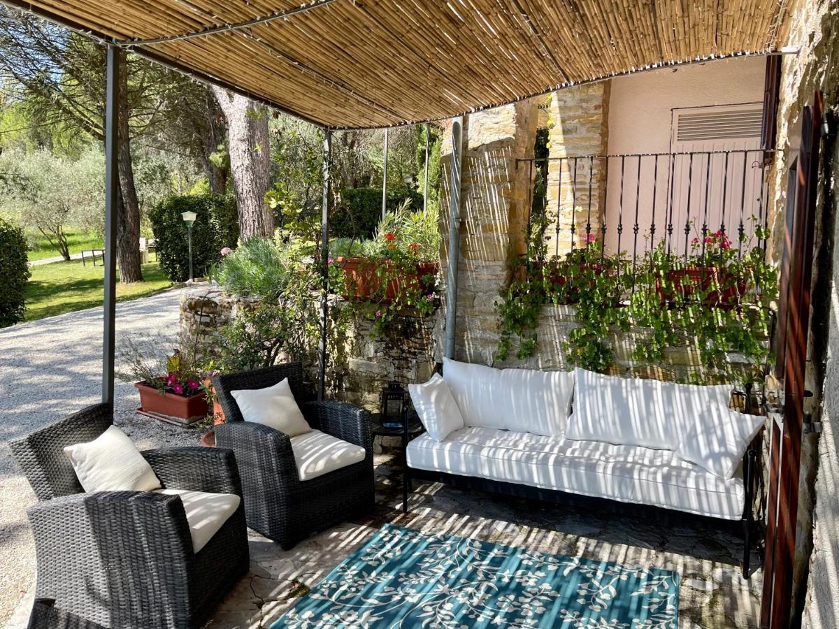 La Panoramica Gubbio - Maison De Charme - Casette E Appartamenti Self Catering Per Vacanze Meravigliose! Exterior foto